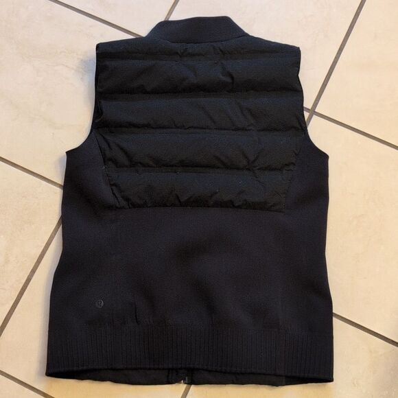 Lululemon Down & Around Vest Black 800-fill Goose Down Size 8 - Picture 3 of 13